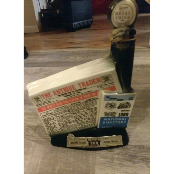 1968 Jim Beam Decanter The Antique Trader Newspaper Kewanee Illinois Vintage - Picture 5 of 5
